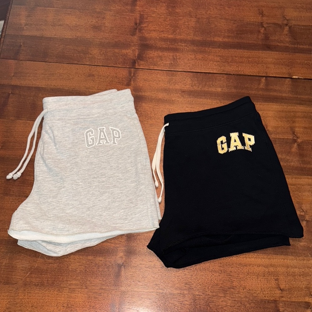 GAP Shorts - 2 pair